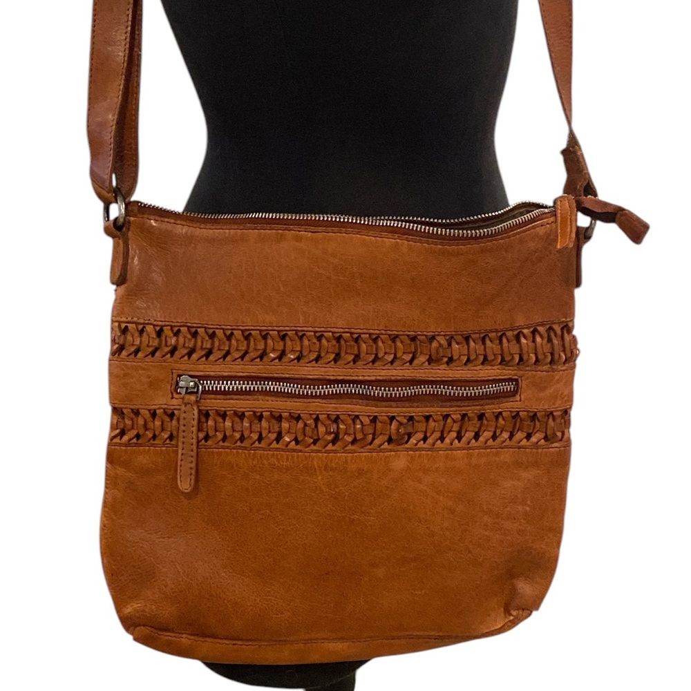 Vilenca Holland Brown Leather Braided Hobo Crossbody Bag - Excellent Condition